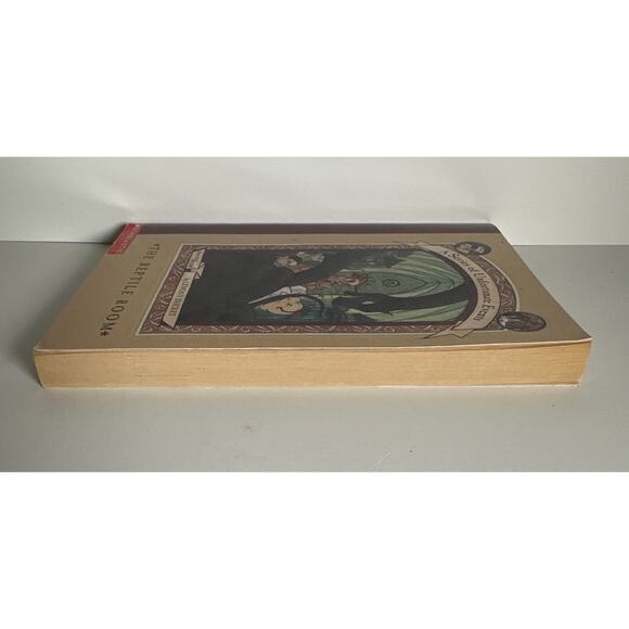 A Series of Unfortunate Events #2: The Reptile Room (Softcover) - Picture 5 of 9